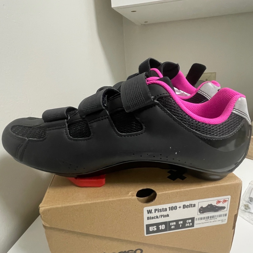Tommaso Women's Black and Pink Peloton Athletic Shoes - Picture 4 of 11
